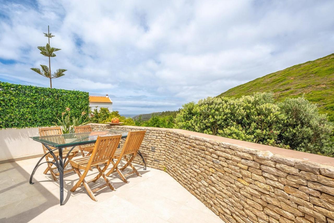 Guestready - Luxury Beach Villa With Private Pool Mafra Bagian luar foto